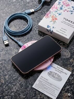 Yumi Kim Floral Rose Gold Wireless Charging Pad Qi ChargerBlue Cord Set box NWT